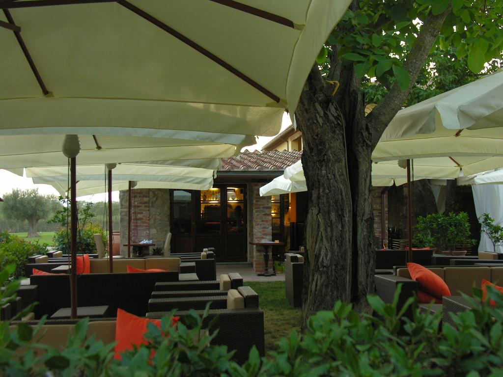 Hotel Le Capanne Арецо Екстериор снимка